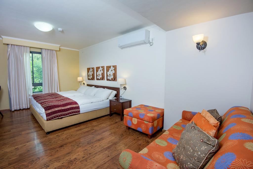 Zohar Badeshe Otel Daliyya Dış mekan fotoğraf